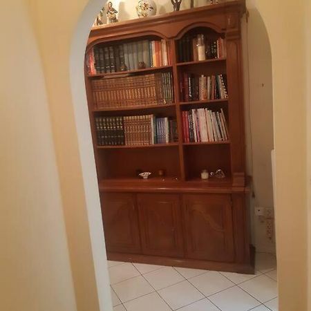 Classical Apartment At Lycabetus Hill Афины Экстерьер фото